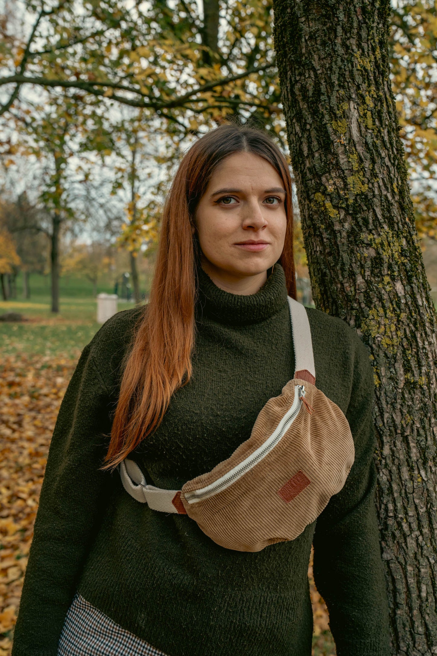 Sac banane Binette - velours côtelé marron claire 🤎