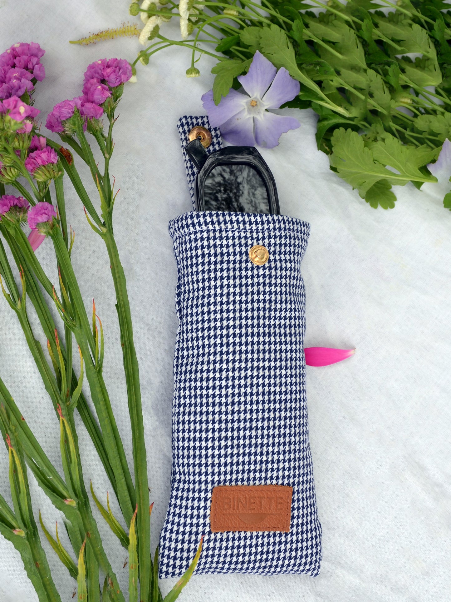 Pack Iris: le sac banane, l'étuis à lunette et le porte monnaie en pied de poule