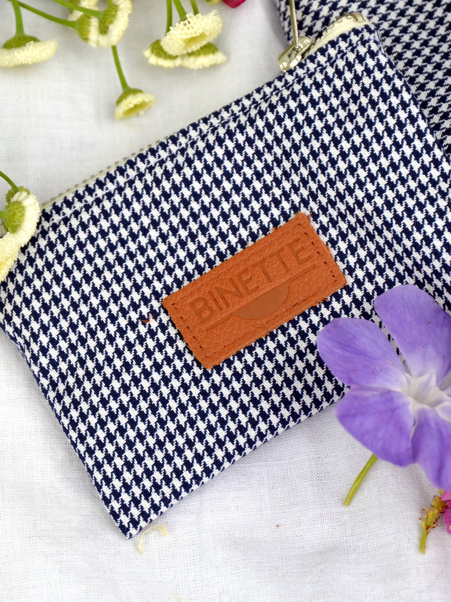 Pack Iris: le sac banane, l'étuis à lunette et le porte monnaie en pied de poule