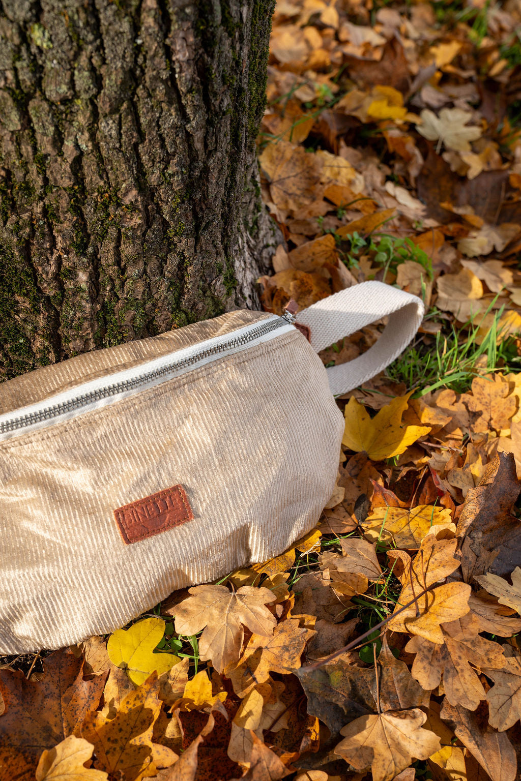 Sac banane Binette - velours côtelé beige sable