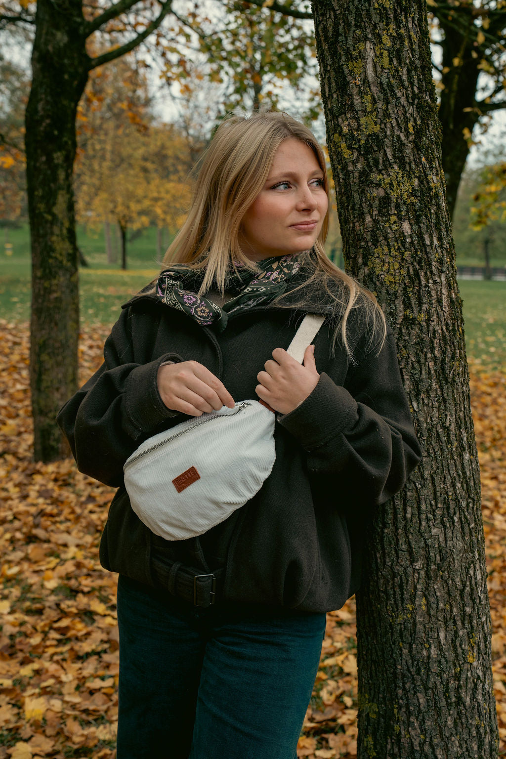 Sac banane Binette - velours côtelé blanc 🤍