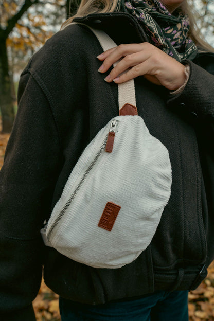 Sac banane Binette - velours côtelé blanc 🤍