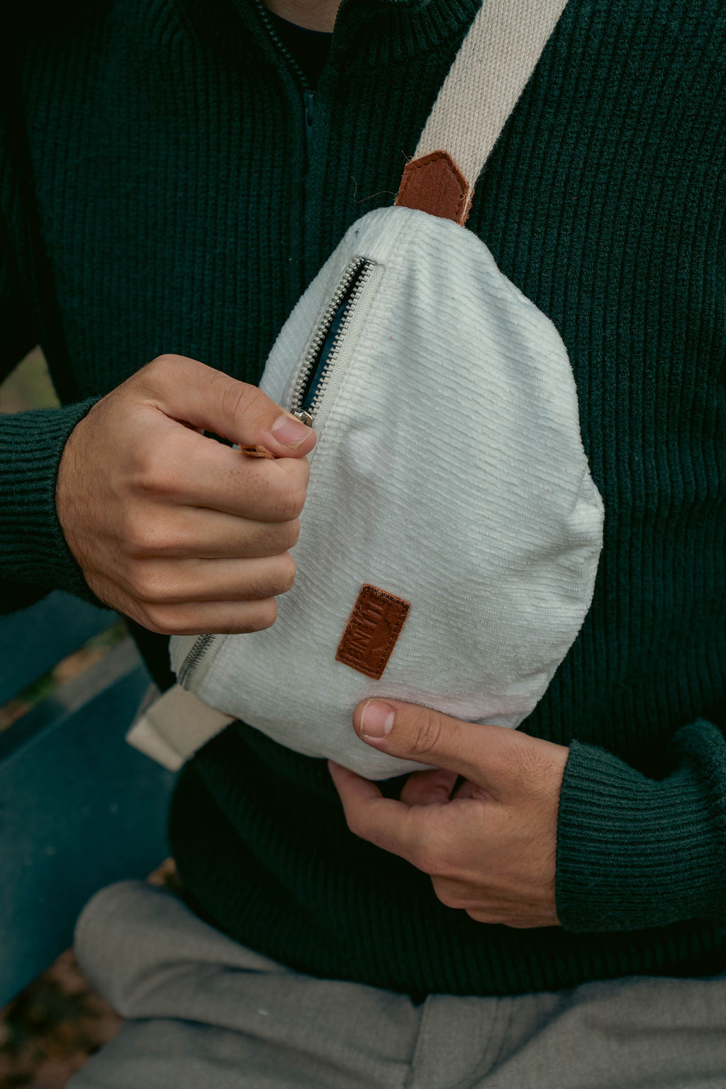 Sac banane Binette - velours côtelé blanc 🤍