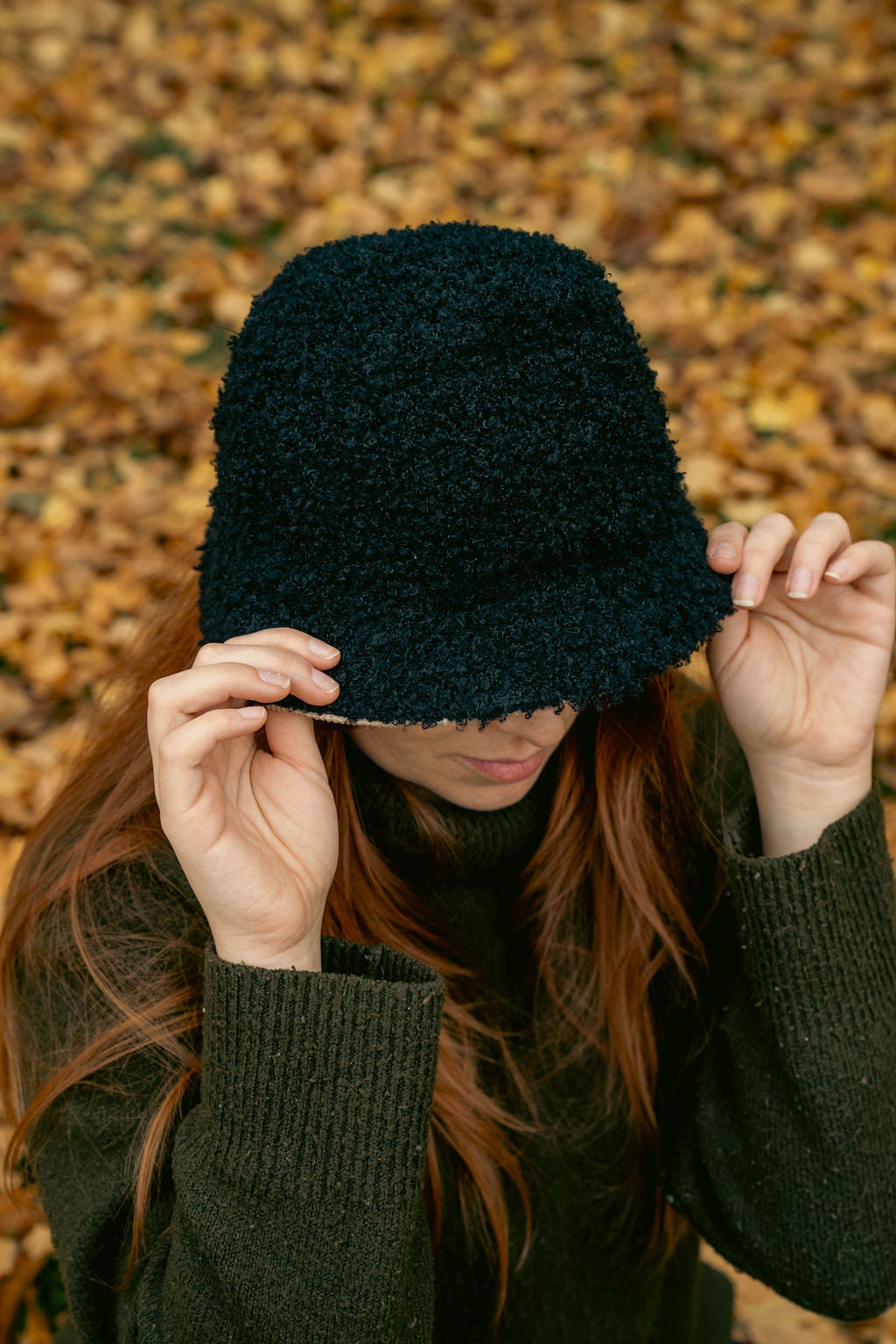 Bob réversible Binette Moumoute noir/Velours côtelés beige 🐑