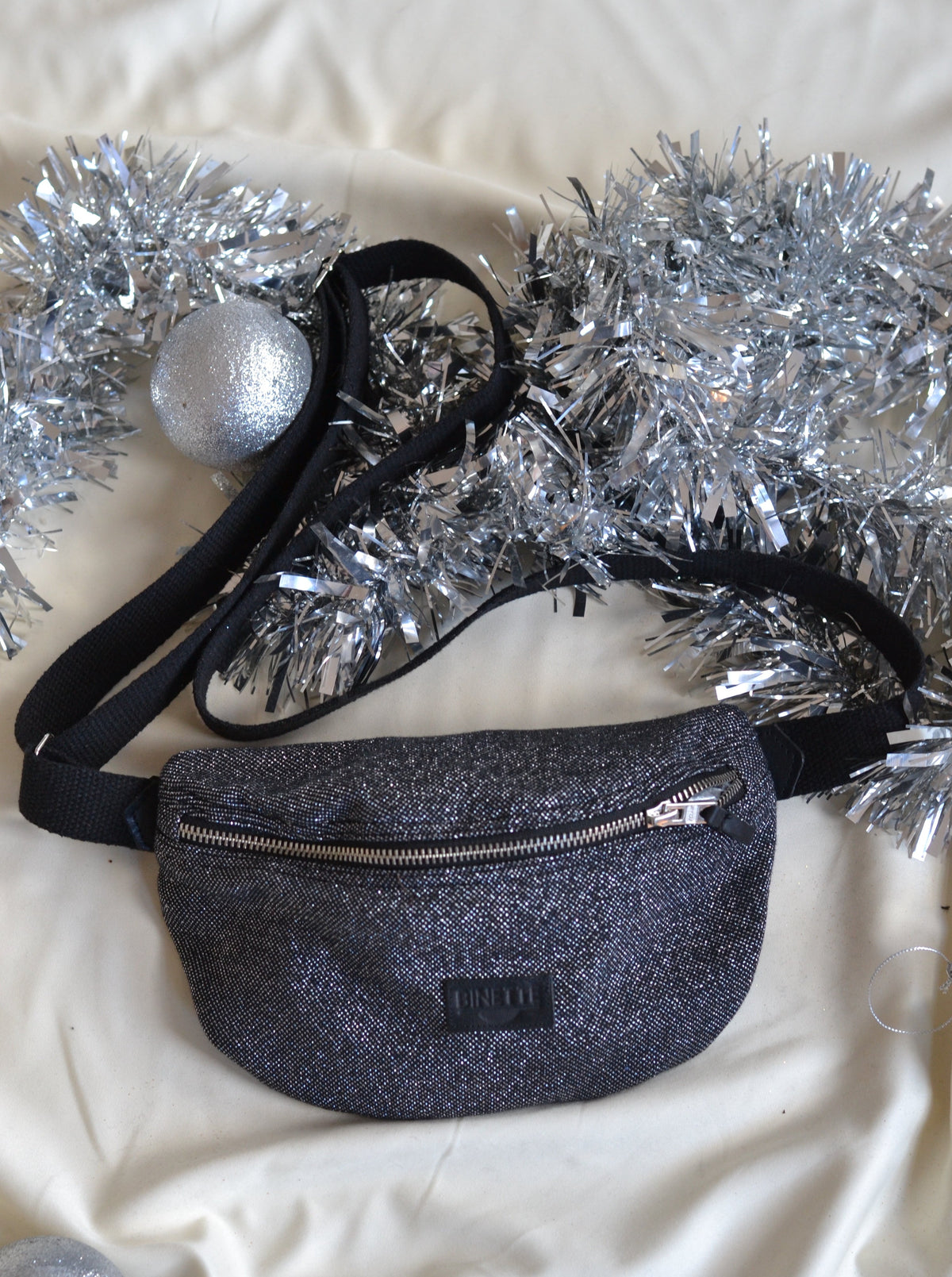 Sac Fourre-tout En Jeans Pailleté Tom & Eva - Taille Moyen - Bleu - Occasion Peu Porté